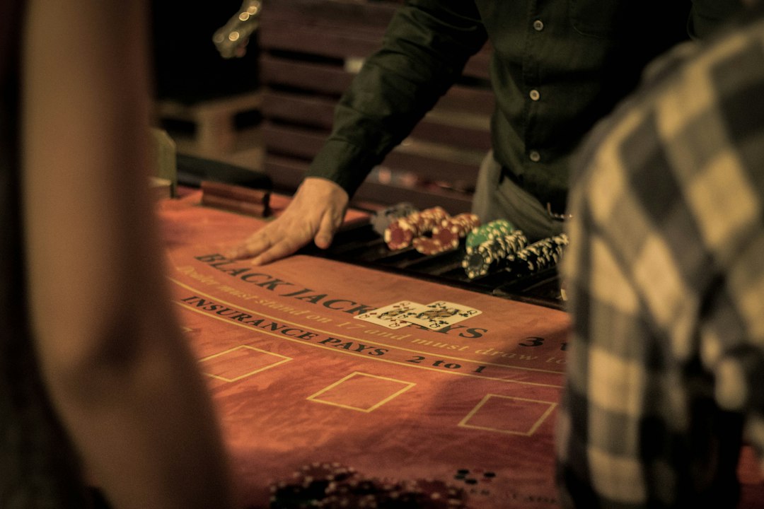 微信金花房卡怎么联系客户创业财经，这个搜索词在卡牌社区里反复出现。GMG